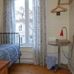 Le Simone Bed & Breakfast Bed & Breakfast Montreal